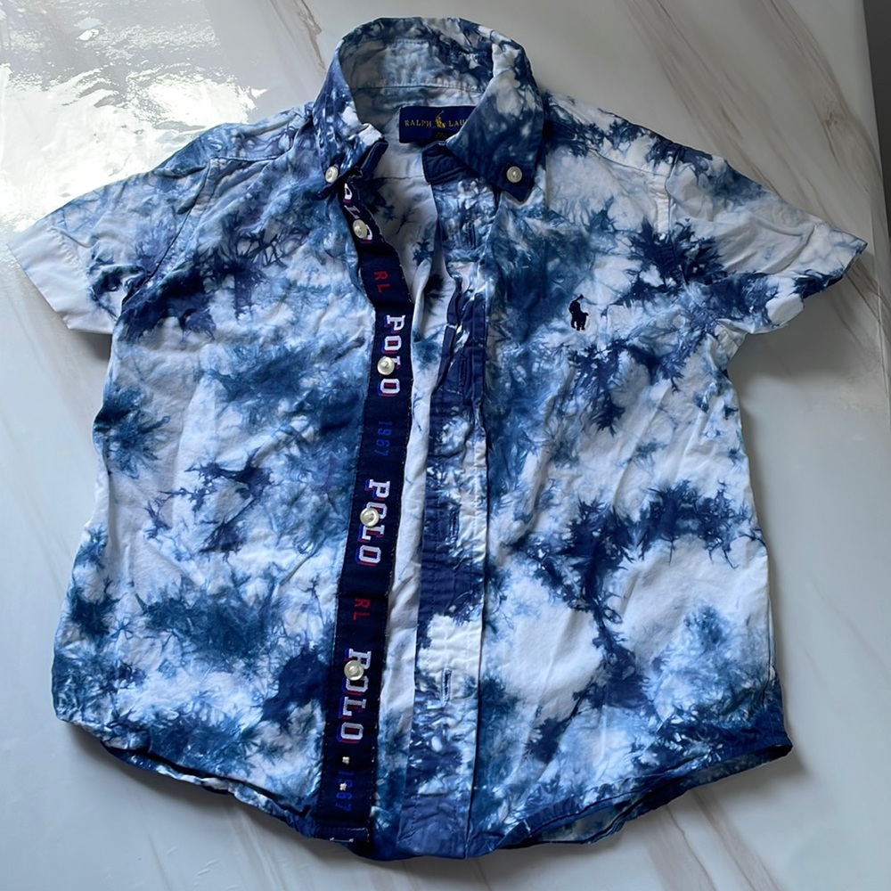 Polo collared shirt